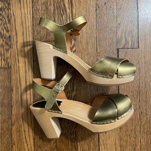 Gold Swedish hasbeens heeled sandals